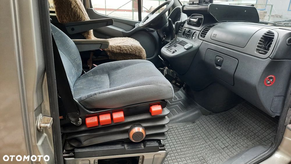 Mercedes-Benz Sprinter - 19
