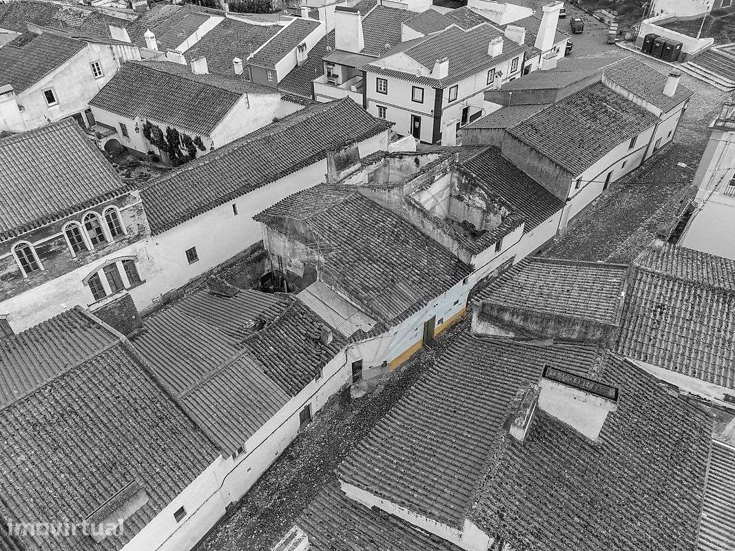 Moradia T2 para venda - Grande imagem: 2/18