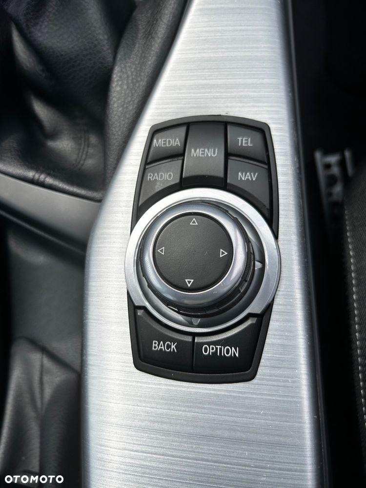 BMW Seria 1 118i Sport Line - 20
