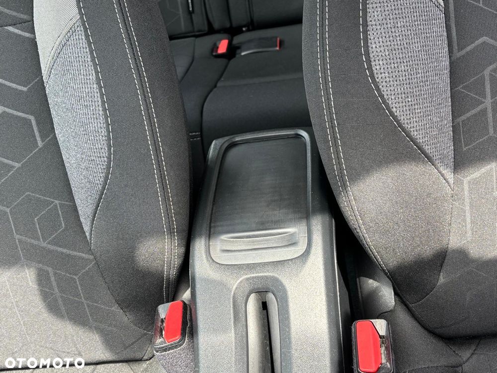 Peugeot 2008 1.5 BlueHDi Allure - 30