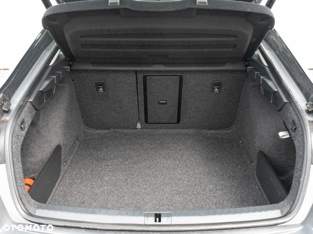 Skoda Octavia 1.5 TSI mHEV DSG Selection - 27