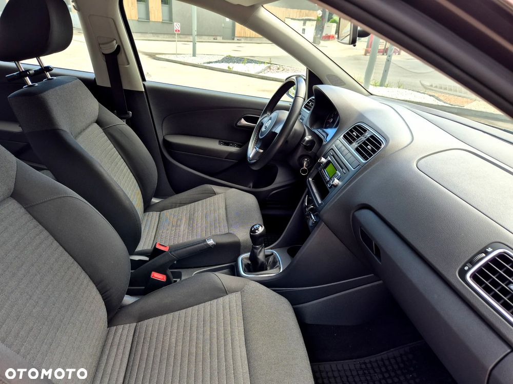 Volkswagen Polo 1.4 16V Comfortline Optimum - 23