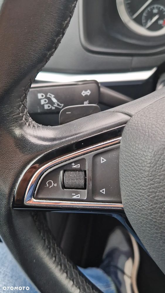 Skoda Karoq 1.5 TSI ACT 4x2 Style DSG - 16