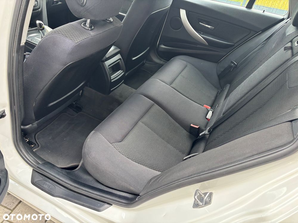 BMW Seria 3 316d - 18
