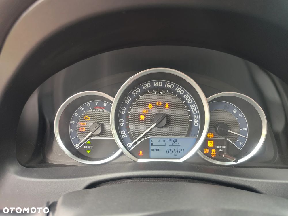 Toyota Auris 1.6 Premium - 27