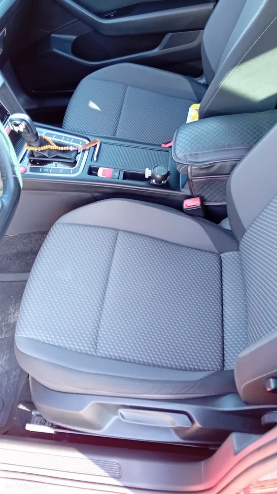 Volkswagen Passat 1.5 TSI EVO Essence DSG - 17