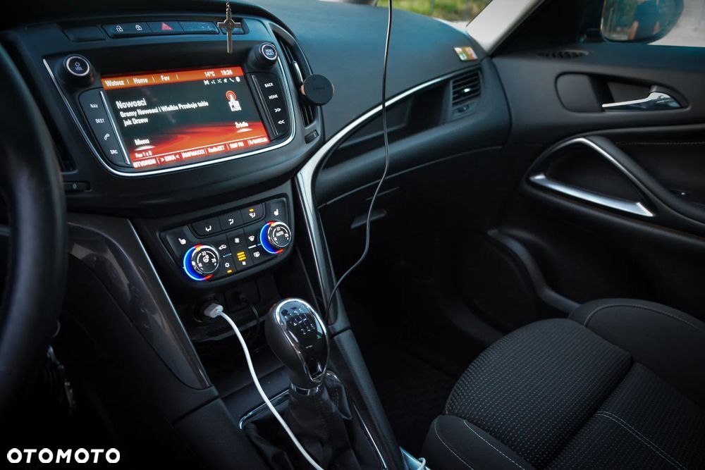 Opel Zafira - 11