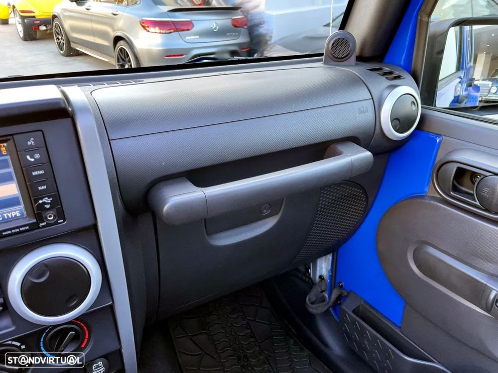 Jeep Wrangler 2.8 CRD ATX Sport - 19