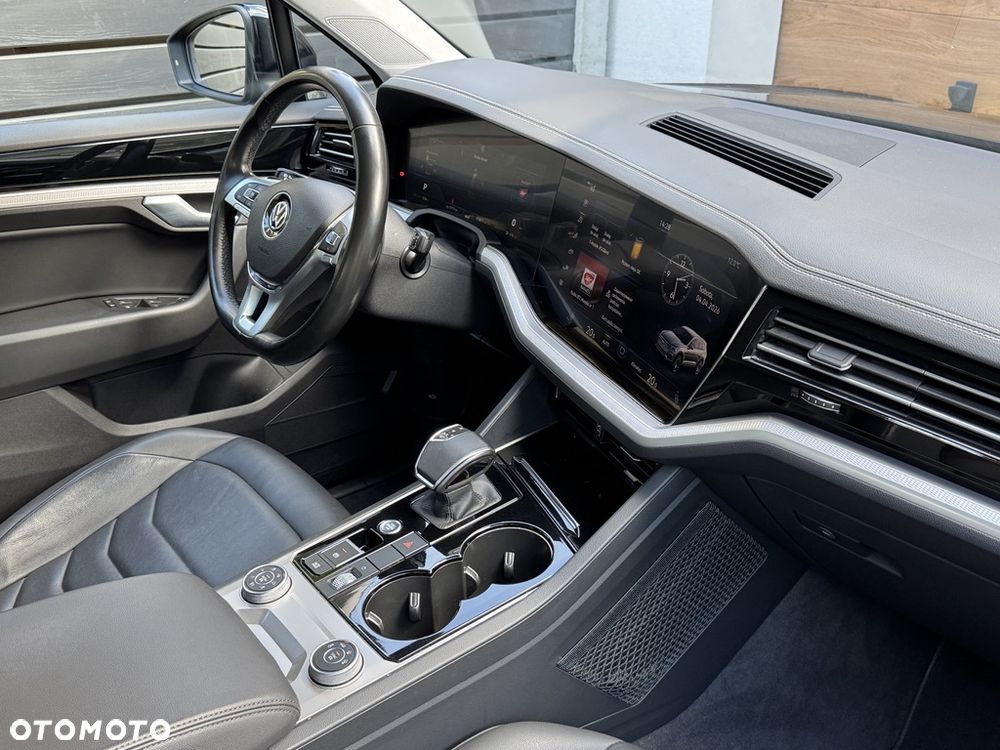 Volkswagen Touareg 3.0 V6 TDI SCR 4Mot Elegance - 24