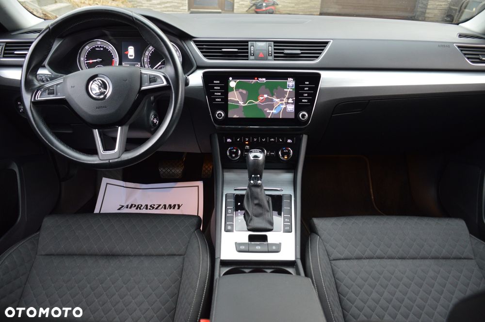 Skoda Superb 2.0 TDI SCR Sportline DSG - 20