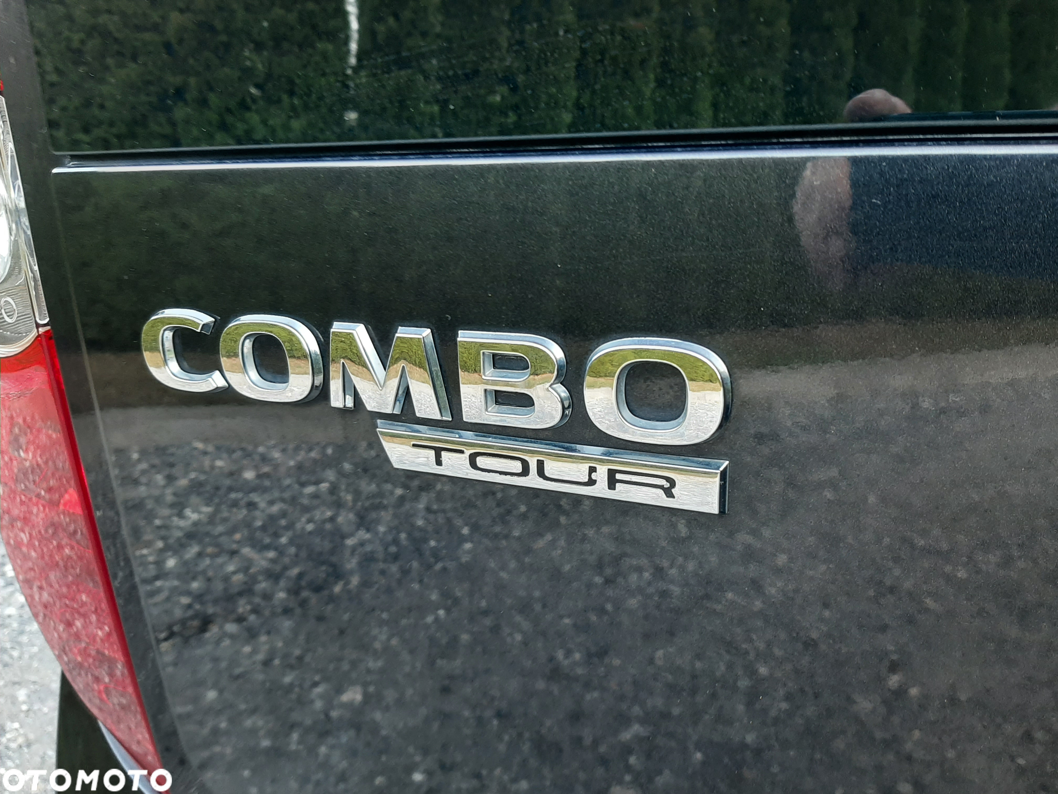 Opel Combo Tour 1.4 Cosmo - 16