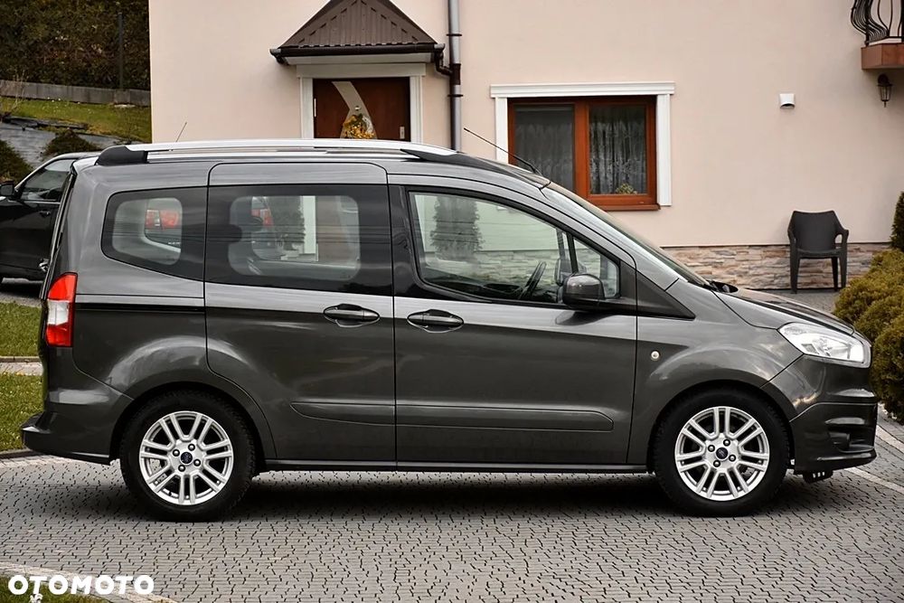 Ford Tourneo Courier 1.5 TDCi Trend - 10