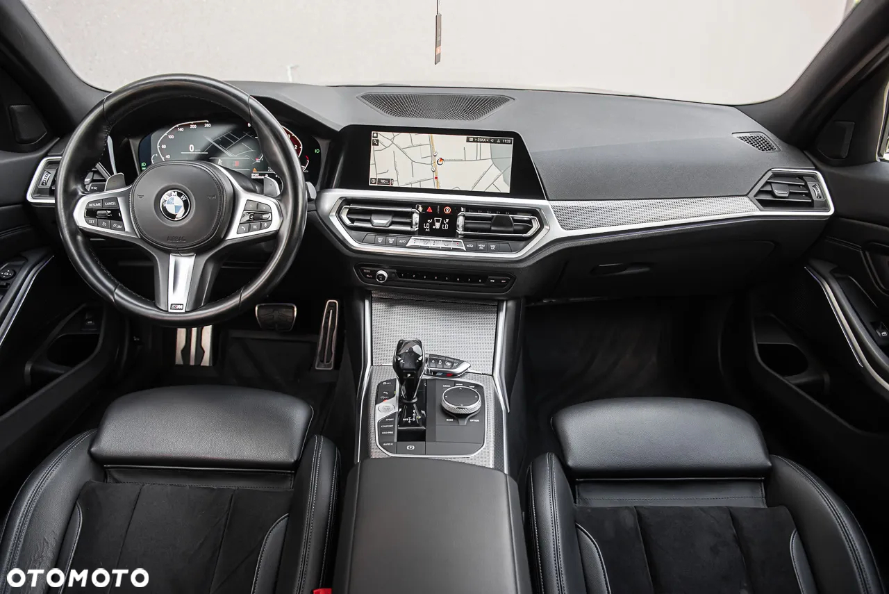 BMW Seria 3 320d xDrive M Sport - 30