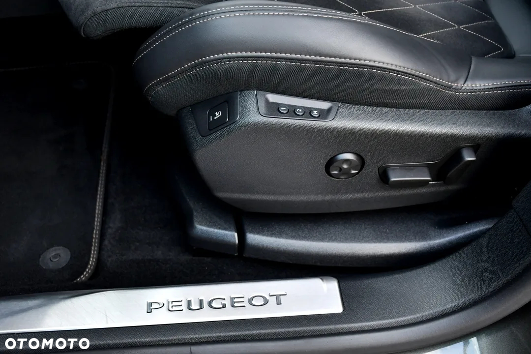 Peugeot 3008 2.0 BlueHDi GT S&S EAT8 - 31