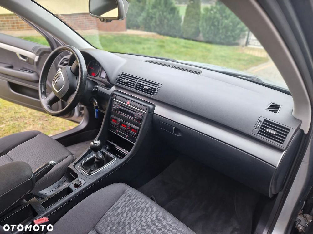 Audi A4 Avant 2.0 TDI DPF - 19