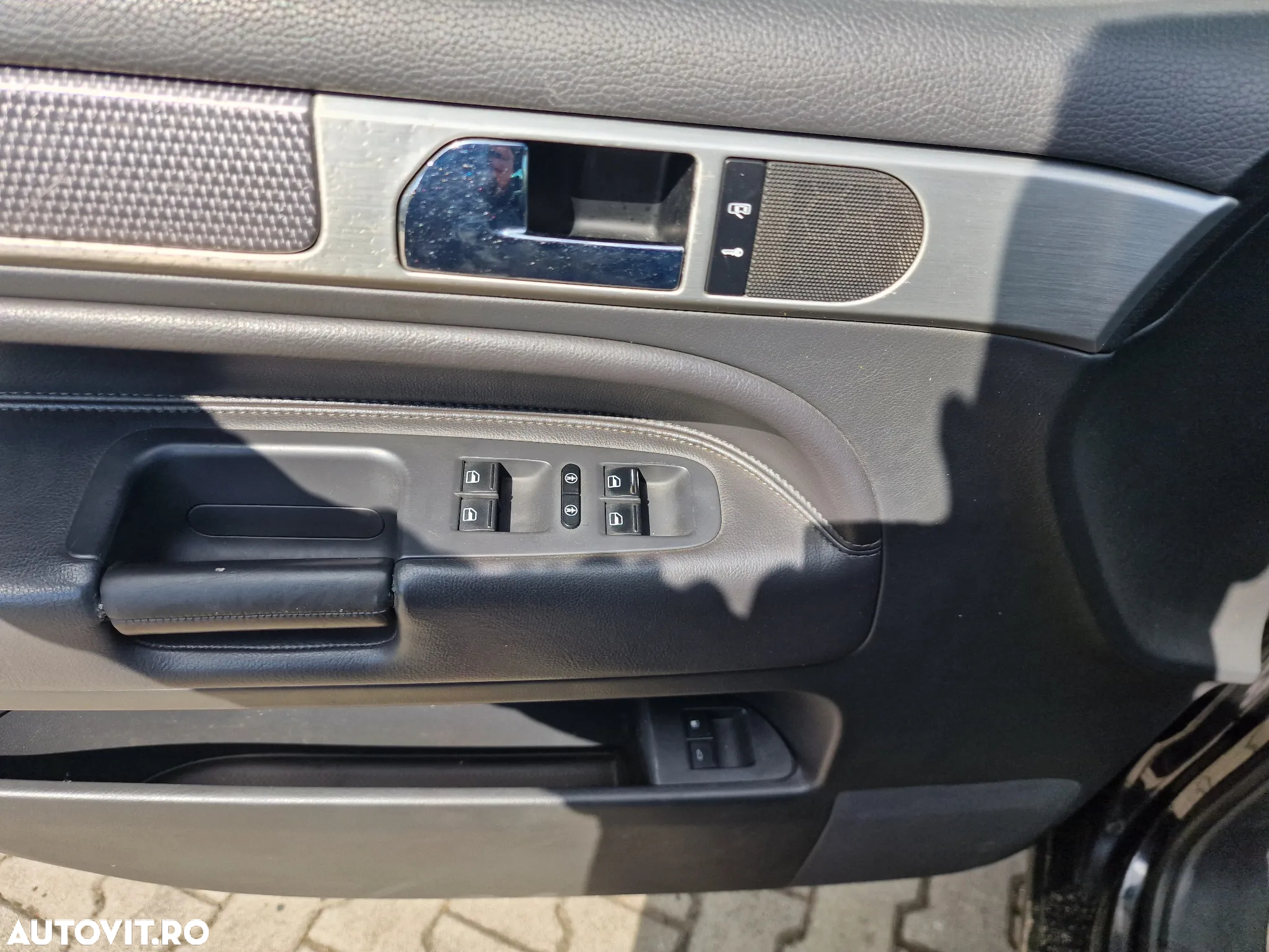 Volkswagen Touareg - 13
