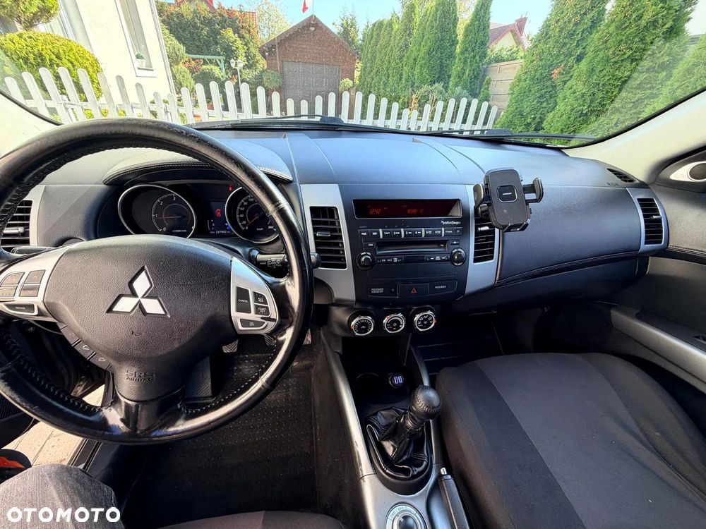 Mitsubishi Outlander 2.0 DID Intense - 7