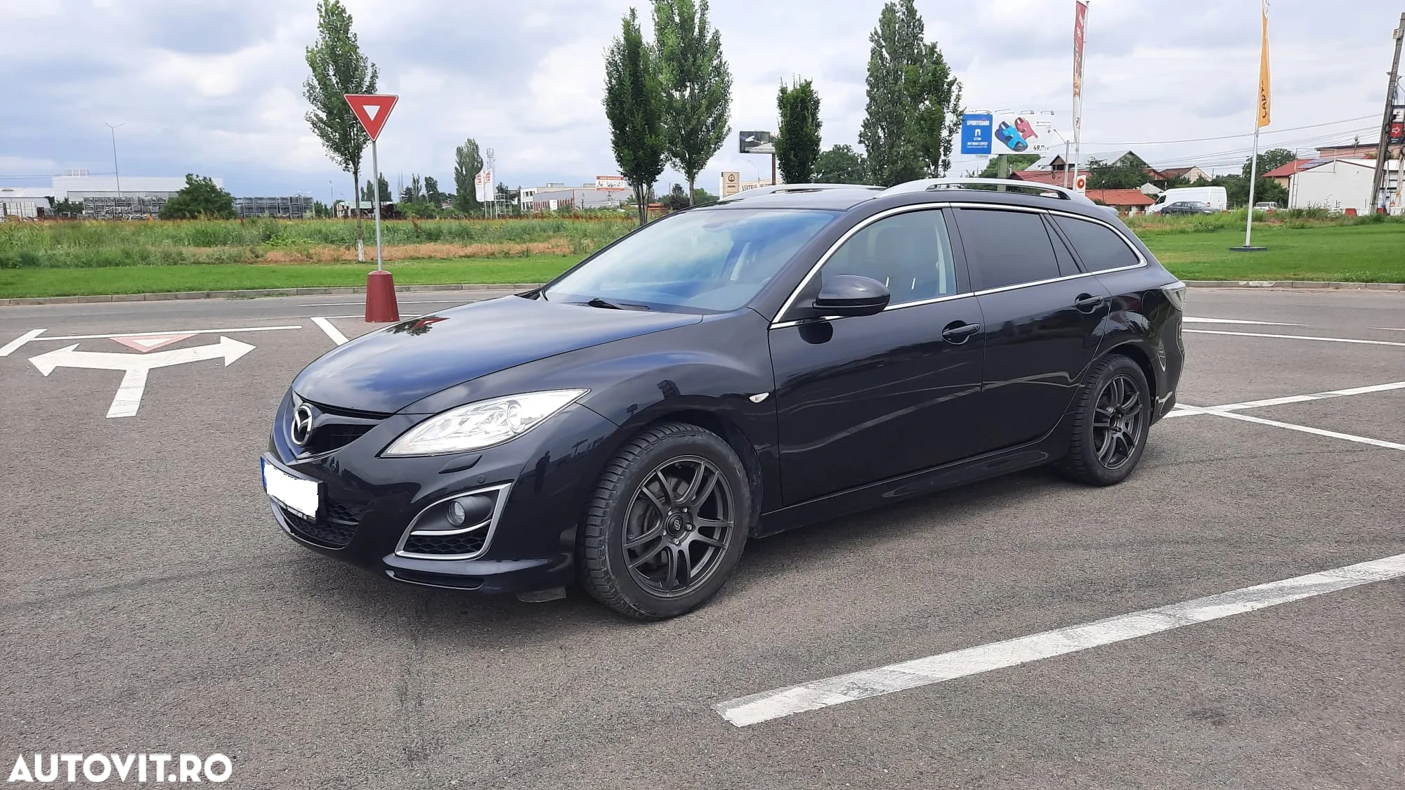 Mazda 6 Sport Kombi 2.2 CD DPF Sports-Line - 2