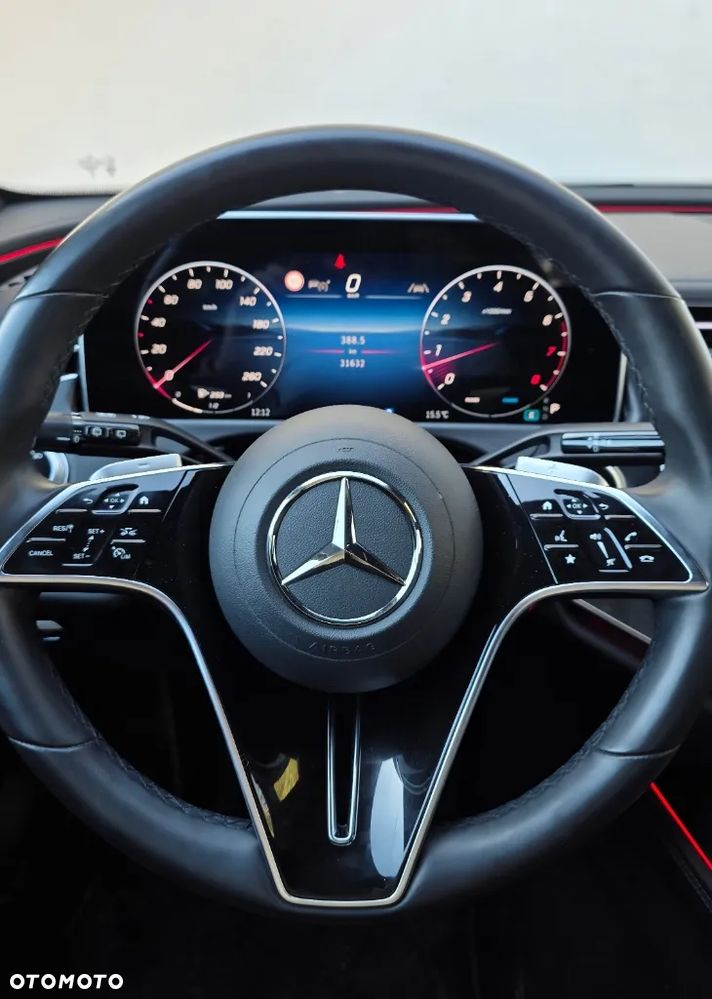 Mercedes-Benz Klasa E 200 4Matic 9G-TRONIC Edition AVANTGARDE - 13