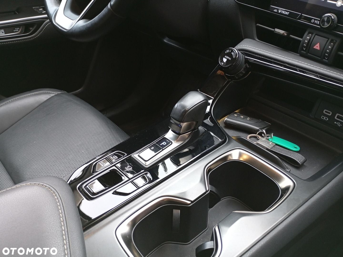 Lexus NX - 14