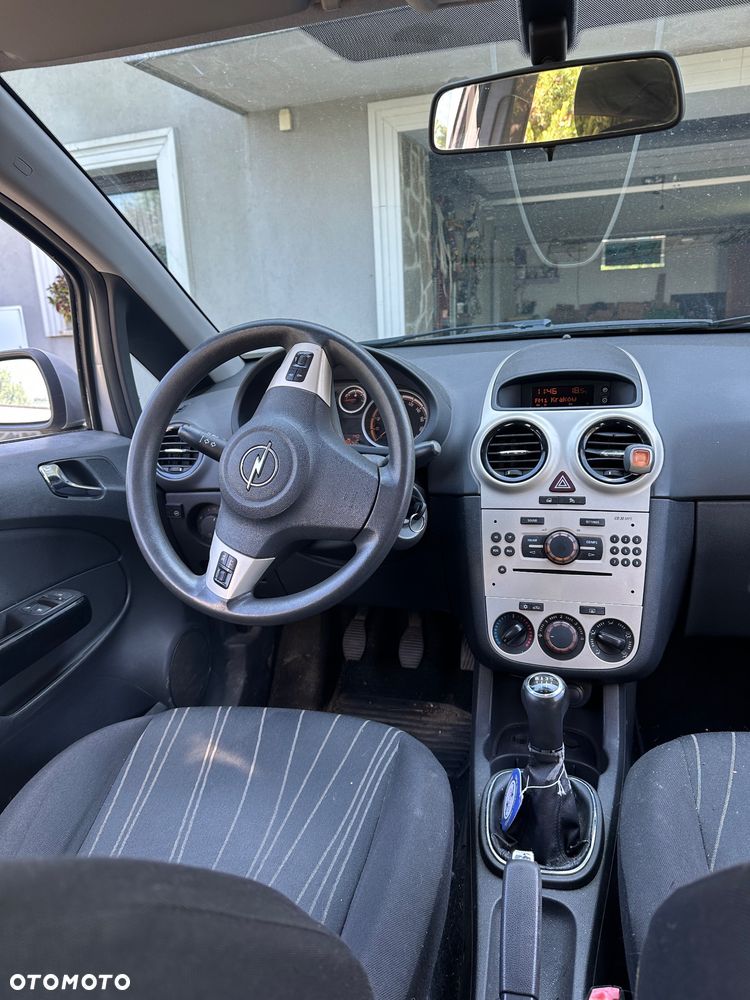 Opel Corsa 1.2 16V Enjoy - 17