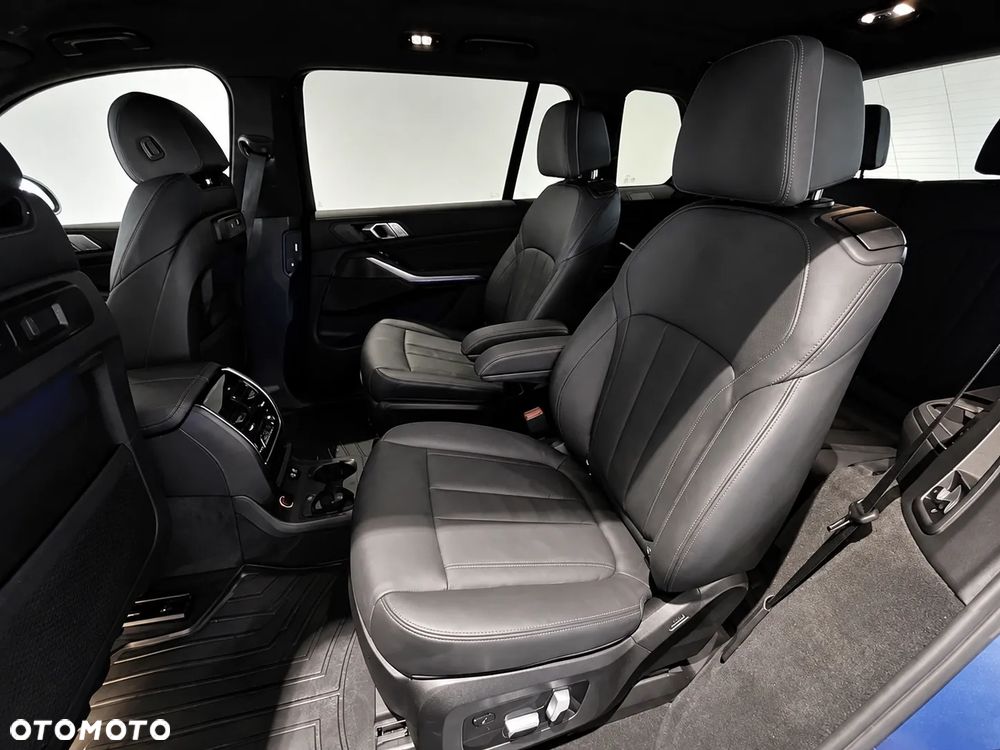 BMW X7 xDrive40i sport - 11