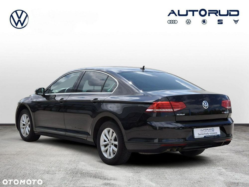 Volkswagen Passat - 3