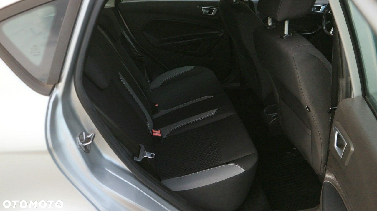 Ford Fiesta 1.25 Celebration - 5
