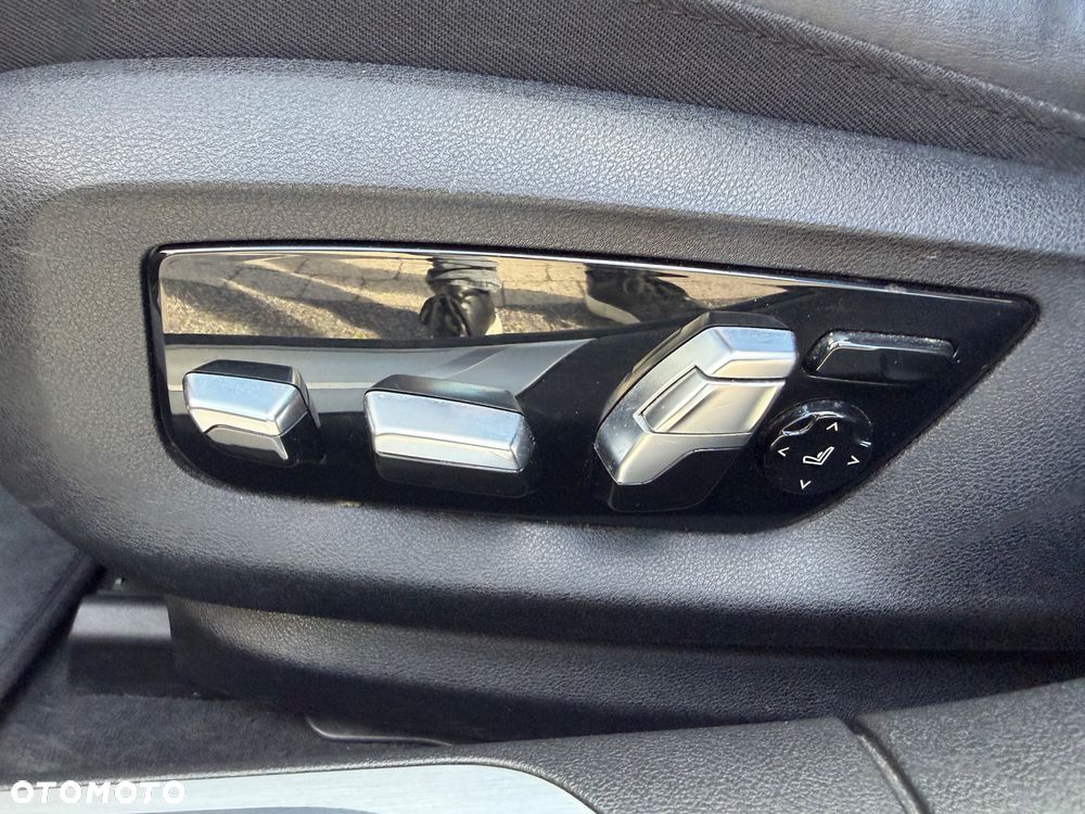 BMW Seria 7 750Ld xDrive sport - 30