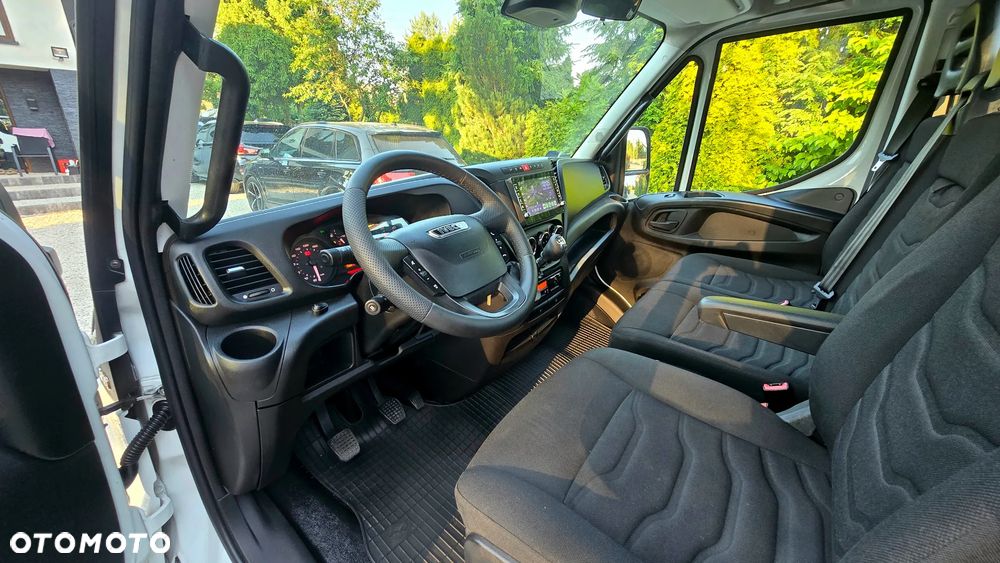 Iveco ❗️❗️DAILY 3.0 150Km 70C17 JAK NOWY ❗️❗️84 TYŚ PRZEBIEGU / ORYGINALNY WYWROT / HDS BEFFARD 1700A / WYWROT 3 STRONY / PIERWSZY WŁASCICIEL / NAVI / KAMERA COFANIA / TEMPOMAT / BLIŹNIAKI / WYSOKA BURTA / PRZYSTAWKA / WERSJA WZMOCNIONA / SERWIS ASO / SALON POLSKA / JAK Z SALONU - NOWY - / UNIKAT ❗❗ - 35