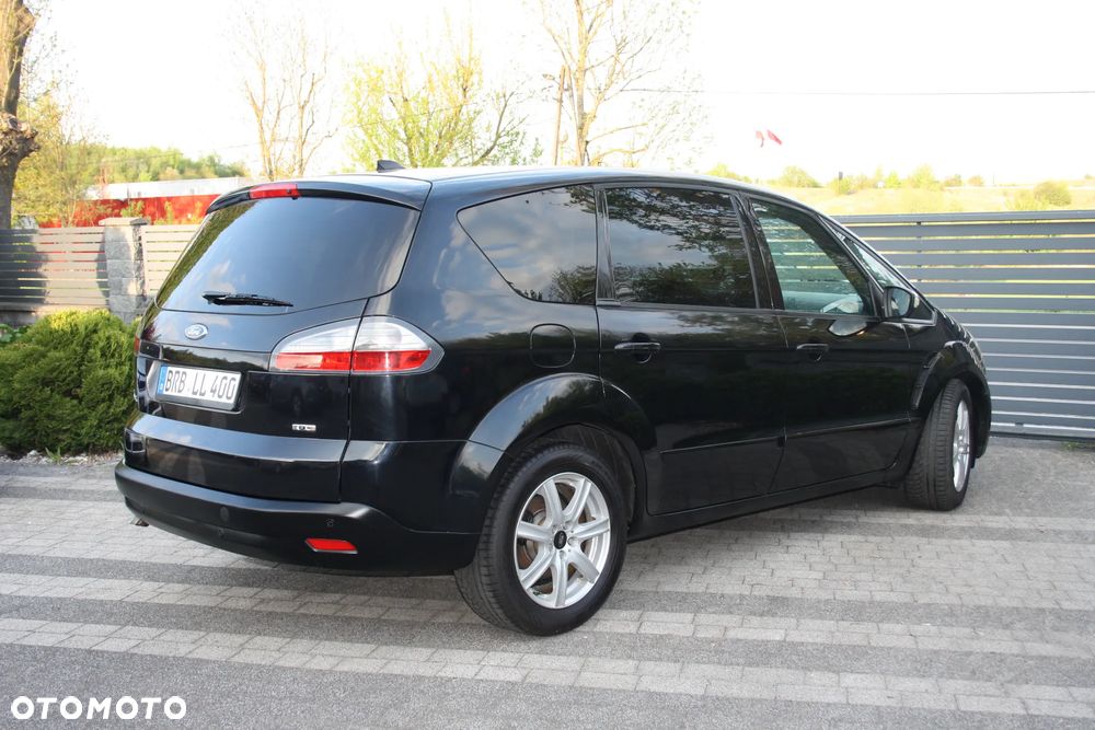 Ford S-Max 2.0 TDCi DPF Titanium - 9