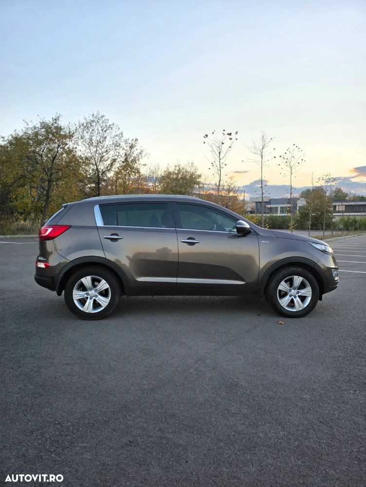 Kia Sportage 2.0 CRDI 4WD Vision - 2