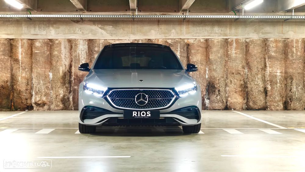 Mercedes-Benz E 300 Standard - 4