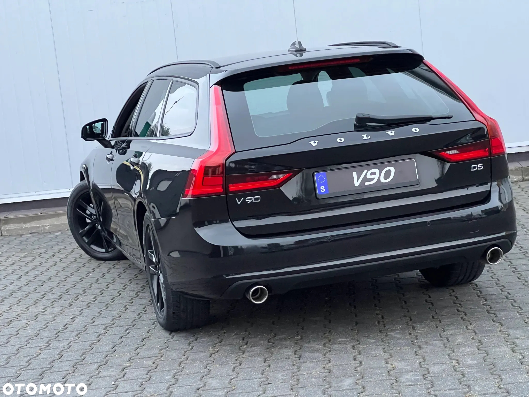Volvo V90 - 17