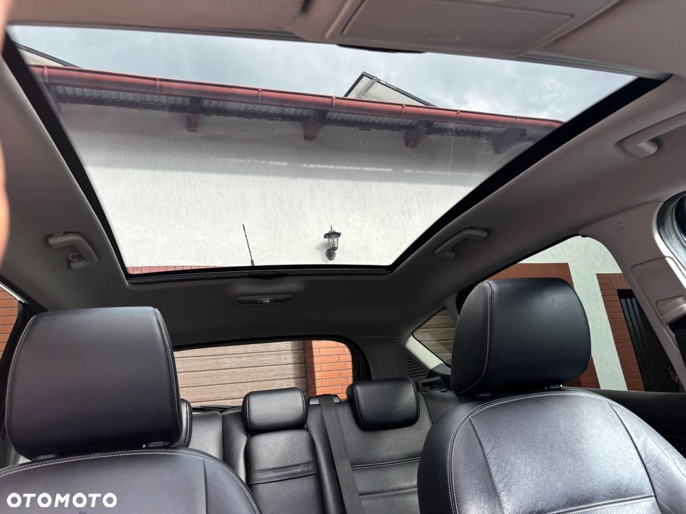 Ford Kuga 2.0 TDCi 4x4 Titanium - 23