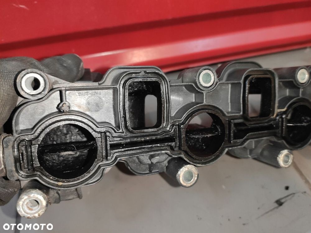 AUDI Q7 4L 4.2 TDI KOLEKTOR SSĄCY PRAWY KLAPKI NASTAWNIK ORYG 057129712G - 9