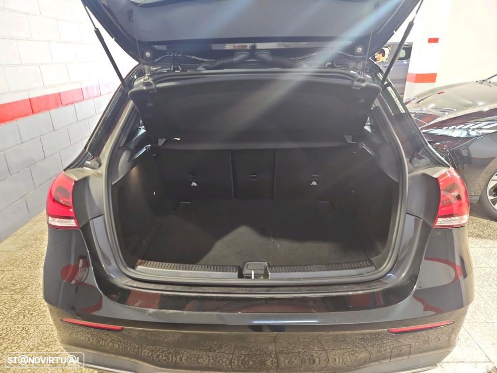 Mercedes-Benz A 160 d AMG Line - 10