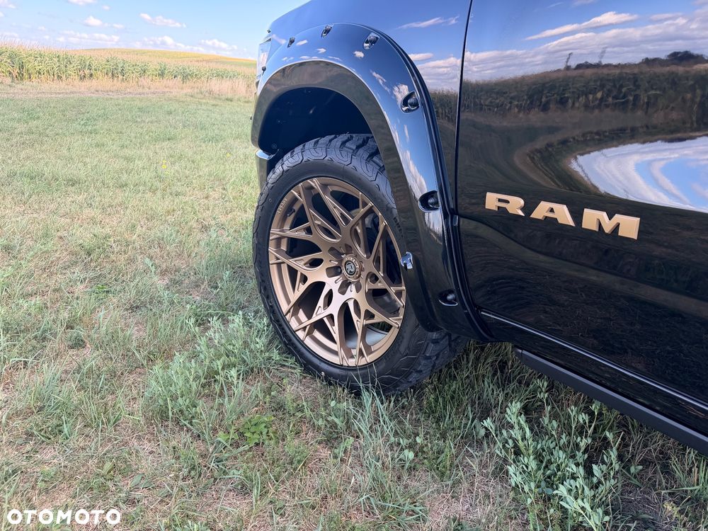 RAM 1500 5.7 Crew Cab Limited - 13
