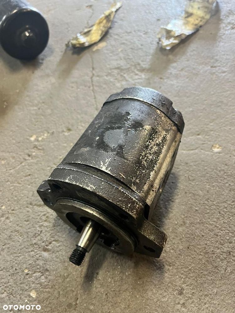 Pompa hydrauliczna REXROTH 0517625006 - 1