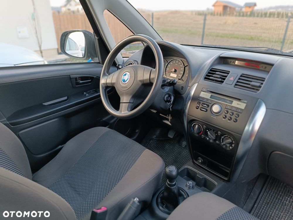 Fiat Sedici 1.6 16V 4x4 Dynamic - 9