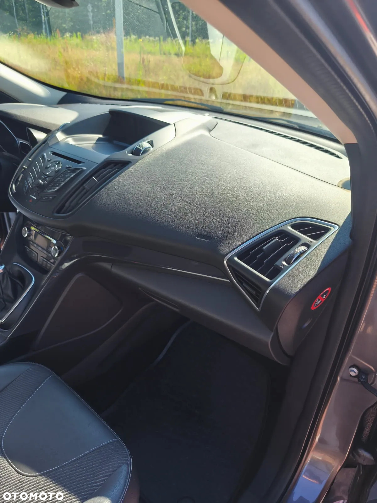 Ford Kuga 2.0 TDCi FWD Titanium - 31