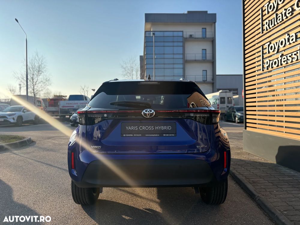Toyota Yaris Cross 1.5 VVT-i HSD 4x2 Dynamic - 9
