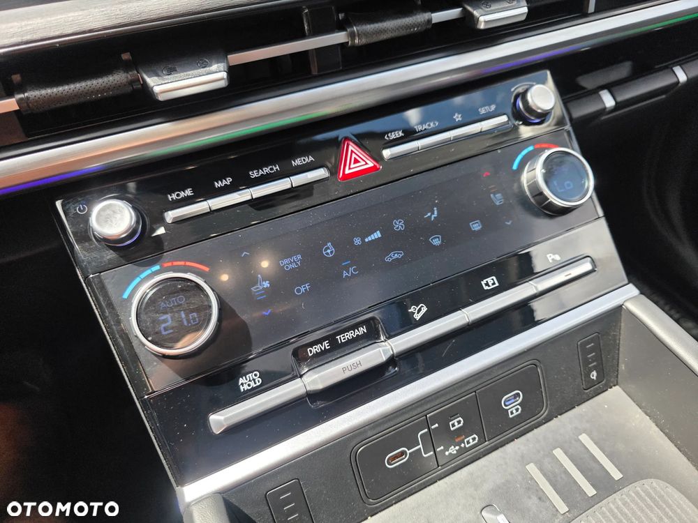 Hyundai Santa Fe 1.6 T-GDI HEV Platinum 4WD - 26