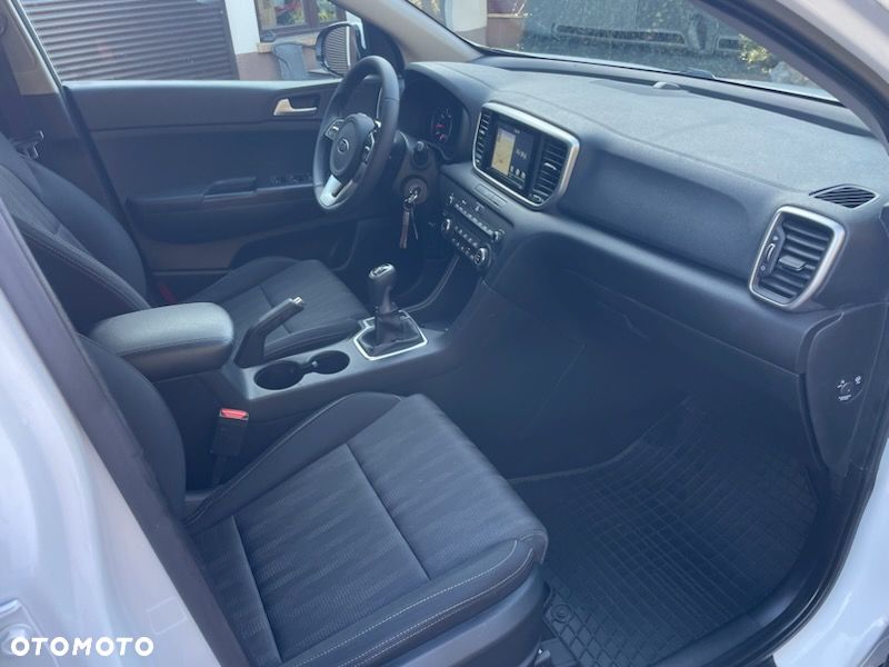 Kia Sportage 1.6 GDI L 2WD - 6