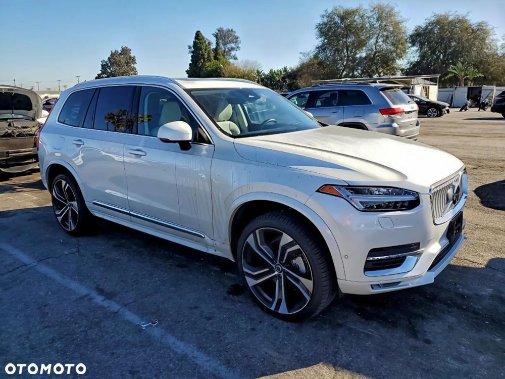 Volvo XC 90 - 3