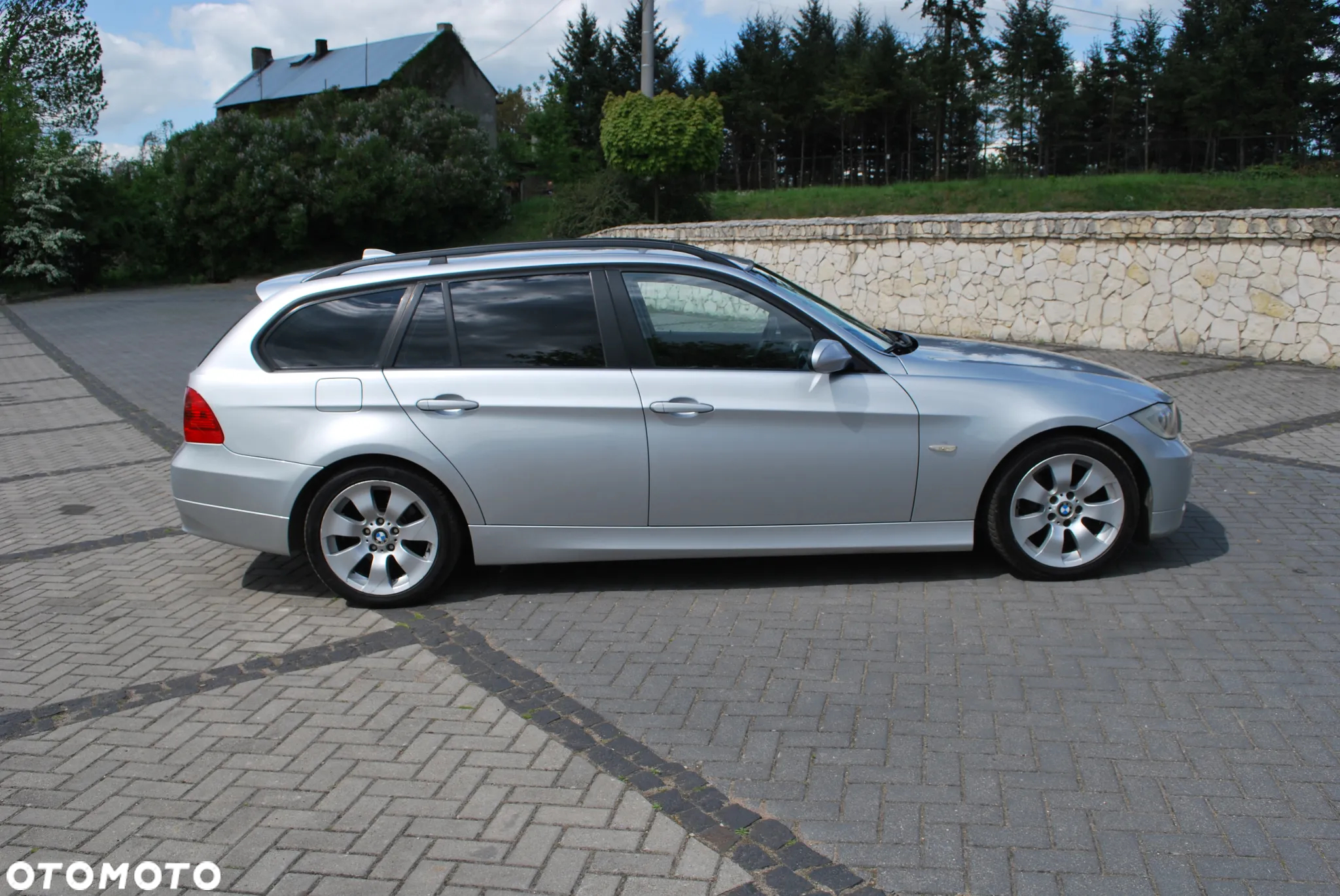 BMW Seria 3 320d DPF Touring - 4