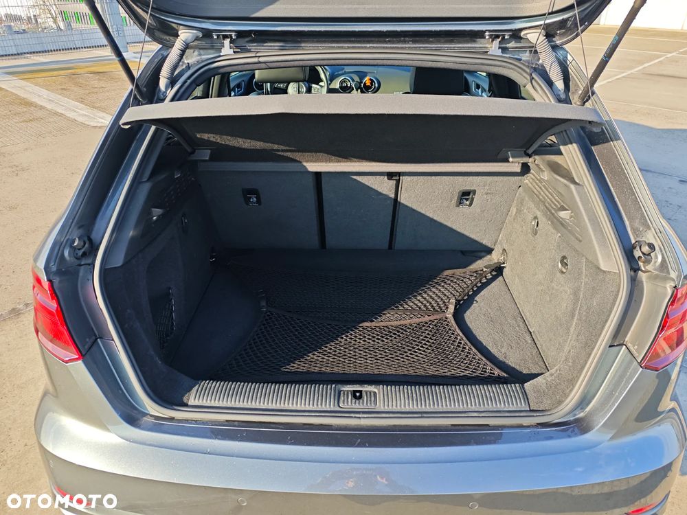 Audi S3 Sportback - 8