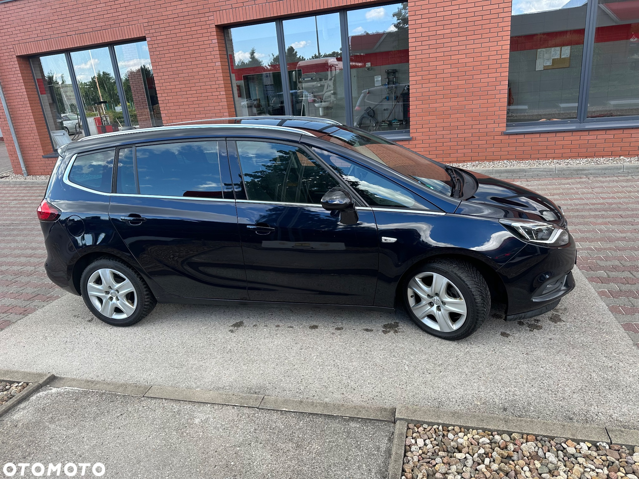 Opel Zafira 2.0 D (CDTI) Automatik Business Edition - 4