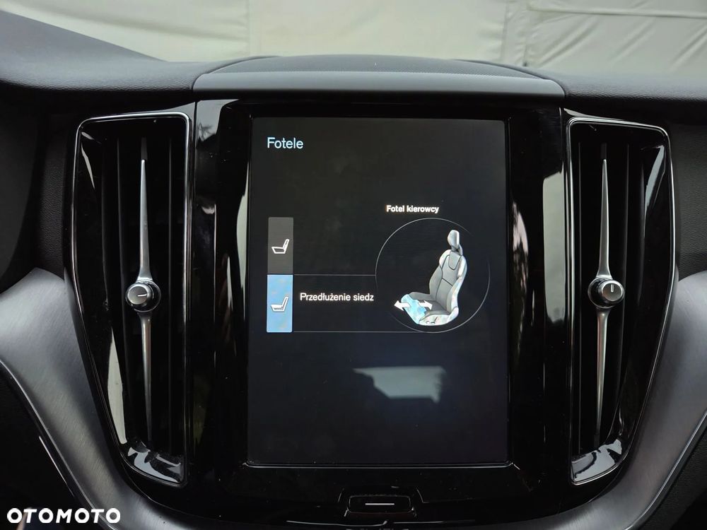 Volvo XC 60 T5 Geartronic Momentum Pro - 17