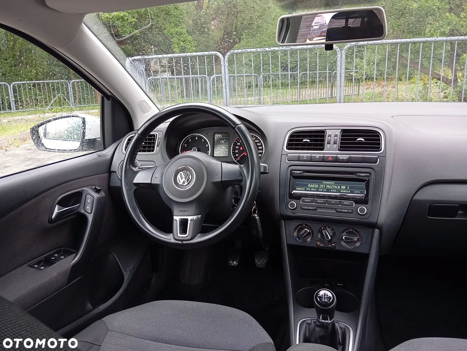 Volkswagen Polo 1.2 MATCH - 10